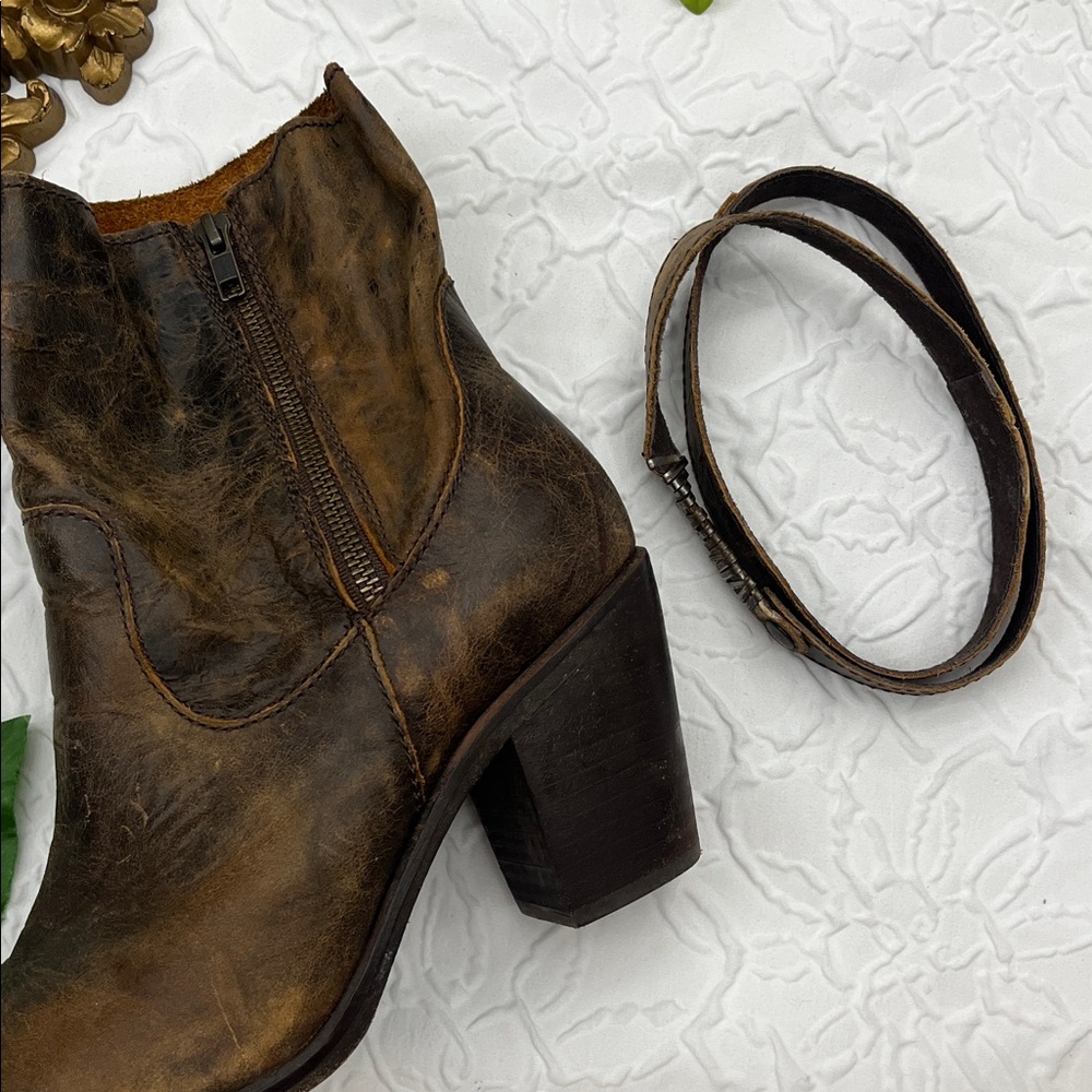 Corral Boots - Picture 9 of 10